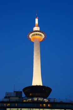 kyoto tower at night