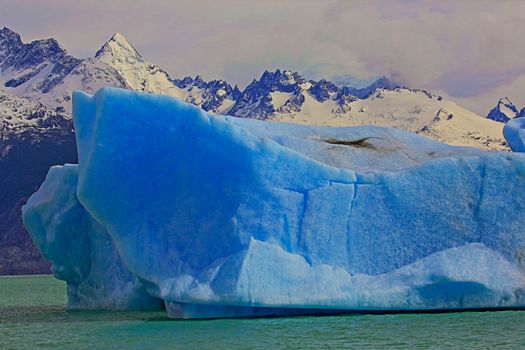 Argentino lake, snowcapped mountains and icebergs, Patagonia landscape, Argentina, South America