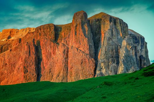 Langkofel, Sassolungo pinnacles, Dolomites sudtirol, Pordoi Pass near Cortina d Ampezzo, Italy