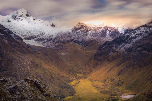 Huascaran Mountain massif in Cordillera Blanca, snowcapped Andes, Ancash, Peru, South America