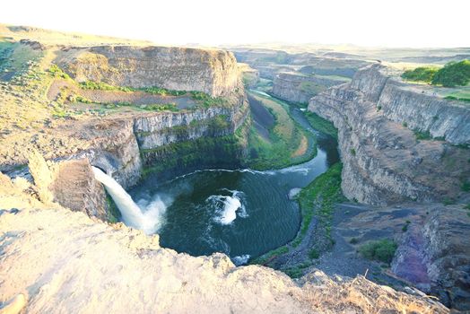 palouse falls in eastern washington in late afternoon