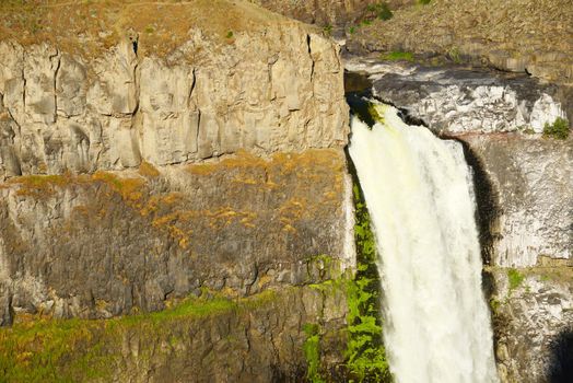 palouse falls in eastern washington in late afternoon