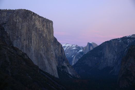 El Capitan at Yosemite national park tunnel view