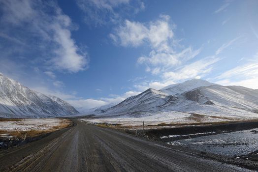 dalton highway in alaska at north slope