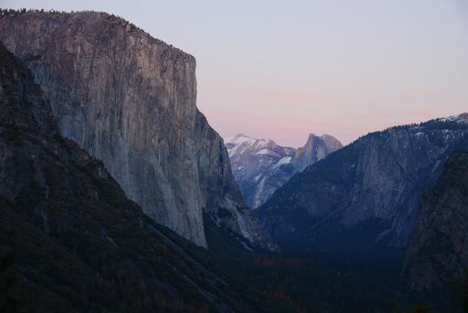 El Capitan at Yosemite national park tunnel view