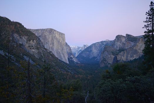 El Capitan at Yosemite national park tunnel view