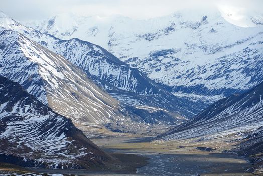 snow mountain landscape in denali national park