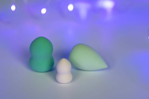 cosmetic sponges. Makeup Blending sponge set for all kinds of cosmetics, foundation, powder.beauty Sponge for creams and powders.