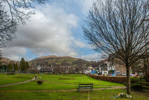 Living area in the Derwentwater area with mountains in the back.