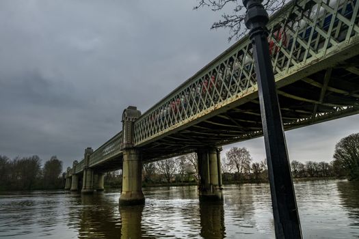 Kew Railway, Bridge (aka Strand-on-the-Green Bridge) over the river Thames, Ke, Greater, London, England, United Kingdom.