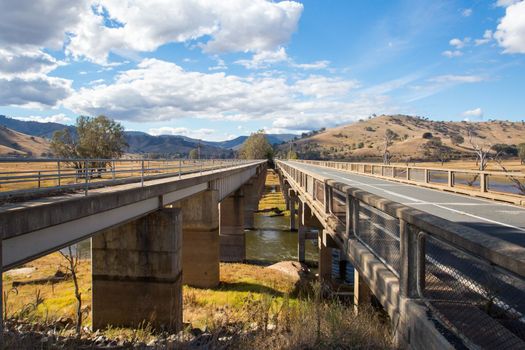 The view from Mitta Valley Lookout around Tallangatta Rail Bridge and Lake Hume in Victoria, Australia