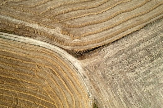 Aerial photographic documentation of the straw drying phase before harvesting 