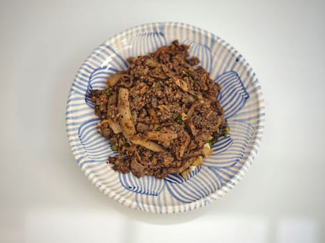 Northern Thai food, Spicy minced pork salad (Larb Moo Kua)