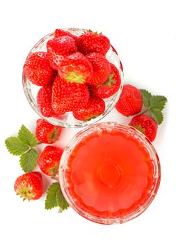 bowl with strawberries and jelly isolated on white background