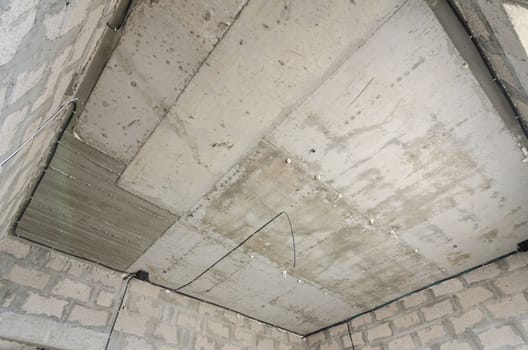 Construction of an individual residential building, monolithic reinforced concrete ceiling a