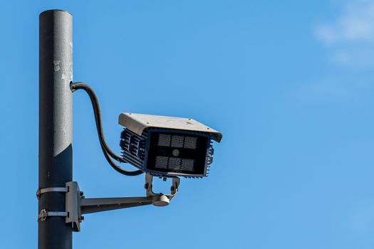surveillance cameras inside the city for traffic control