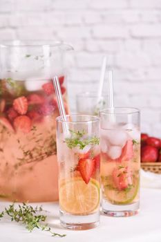 Lime and thyme combined with fresh strawberry juice and tequila. This cocktail is full of vibrant summer aromas and aromatic herbs, showcasing the best fruit combination.
