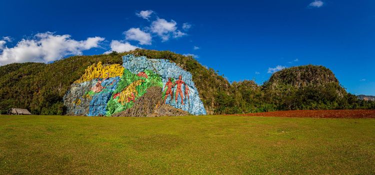 The Mural of Prehistory in the valley of Dos Hermanas, shows the evolution of life in a natural sense of Cuba.