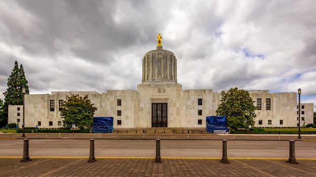 Oregon State Capitol Building in Salem, with Oregon Pioneer statue on top