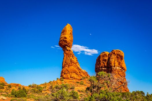 Balanced Rock and nearby rock formations in Arches National Park, Utah