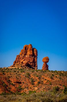 Balanced Rock and nearby rock formations in Arches National Park, Utah