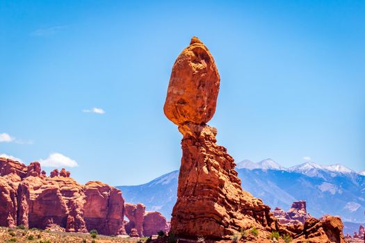 Balanced Rock and nearby rock formations in Arches National Park, Utah