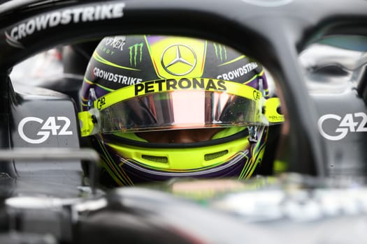 MELBOURNE, AUSTRALIA - MARCH 31: Lewis Hamilton of Great Britain drives the Mercedes AMG Petronas F1 Team W13 during practice in the 2023 Australian Grand Prix at Albert Park in Melbourne, Australia