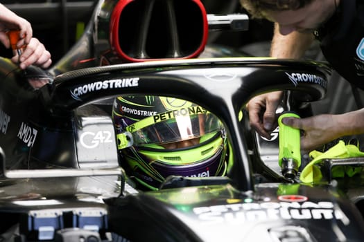 MELBOURNE, AUSTRALIA - MARCH 31: Lewis Hamilton of Great Britain drives the Mercedes AMG Petronas F1 Team W13 during practice in the 2023 Australian Grand Prix at Albert Park in Melbourne, Australia