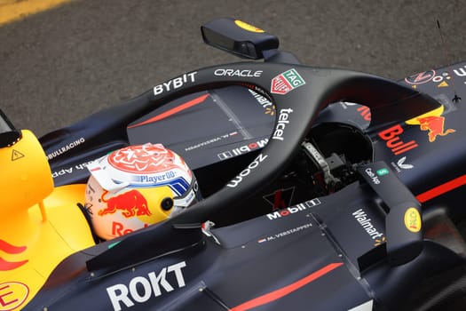 MELBOURNE, AUSTRALIA - APRIL 01: Max Verstappen of the Netherlands drives the Oracle Red Bull Racing RB19 during qualifying at the 2023 Australian Grand Prix at Albert Park in Melbourne, Australia