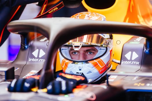 MELBOURNE, AUSTRALIA - APRIL 2: Max Verstappen of the Netherlands drives the Oracle Red Bull Racing RB19 on race day during the 2023 Australian Grand Prix at Albert Park on April 2, 2023 in Melbourne, Australia.