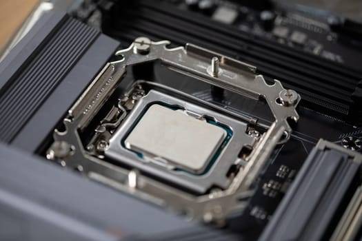 Proper maintenance of electronic devices by regularly replacing parts with new ones. Replacing a processor in a home computer. Installing new parts on a laptop by yourself.