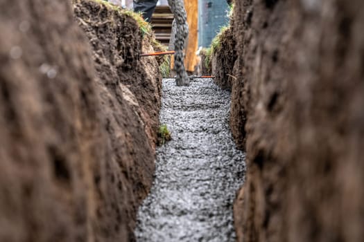 concreting from the pipe of the cement mixing car.