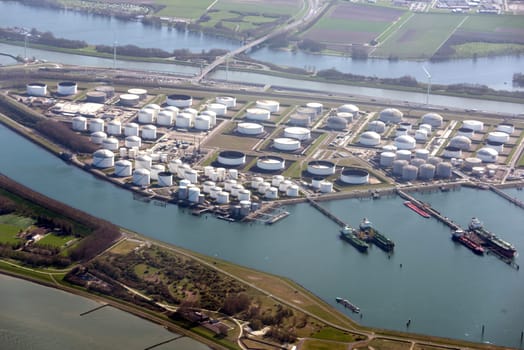 oli refinery and bridges from europoort seen from airplane