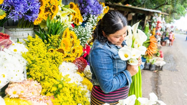 Sale of flowers on the road to Jinotega, Nicaragua, Central America, Latin America