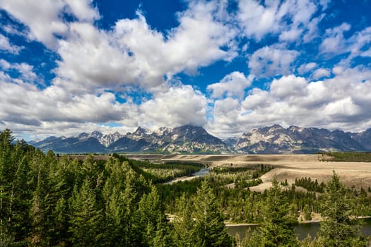 Snake River Overlook Wyoming, image was taken early morning late September.