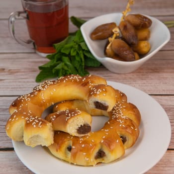 Recipe Maarouk of Aleppo, soft brioche with date paste, High quality photo