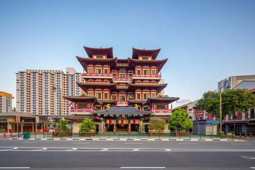 The Buddha Toothe Relic Temple at Chinatown in Singapore 