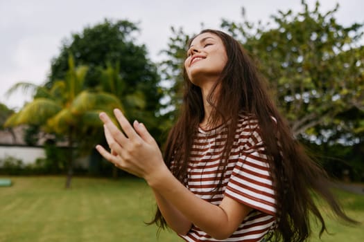 beautiful woman lifestyle summer smile hipster nature exercise day natural female girl smiling joy t-shirt freedom walk carefree active relax park