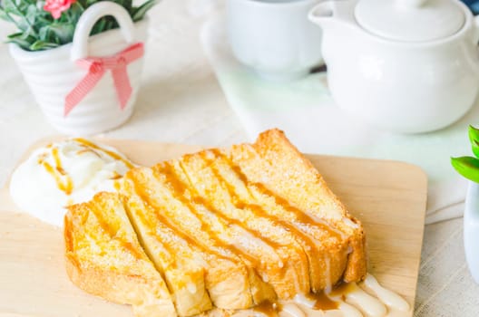 Morning toasts with caramel and condensed milk topping.