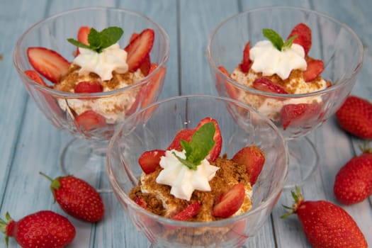 Strawberry tiramisu with mascarpone and Speculoos, High quality photo