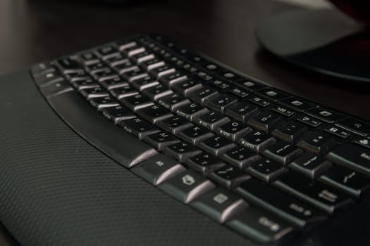 Keyboard with letters in Hebrew and English - Wireless keyboard