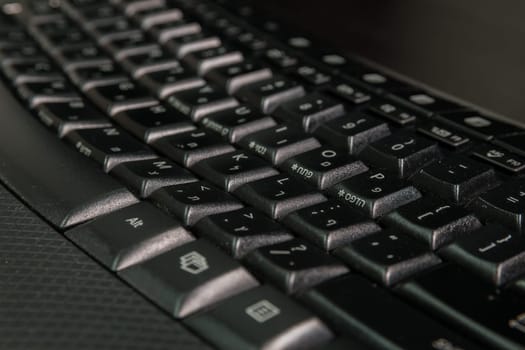 Keyboard with letters in Hebrew and English - Wireless keyboard - Close up 