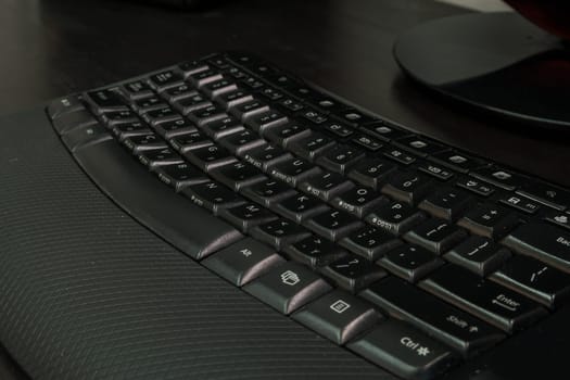 Keyboard with letters in Hebrew and English - Wireless keyboard