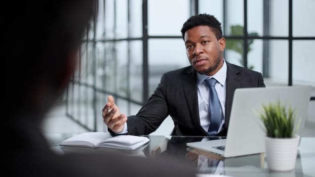 client discuss the terms of deposits and loans with an excellent online service
