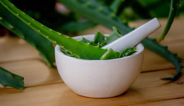 Natural moisturizer for skin care with fresh aloe vera. Selective focus