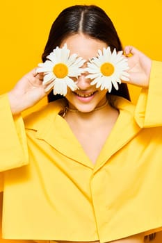 woman fashion model flower pretty nature petal romance young portrait smile day positive natural woman person freedom concept happiness chamomile yellow isolated