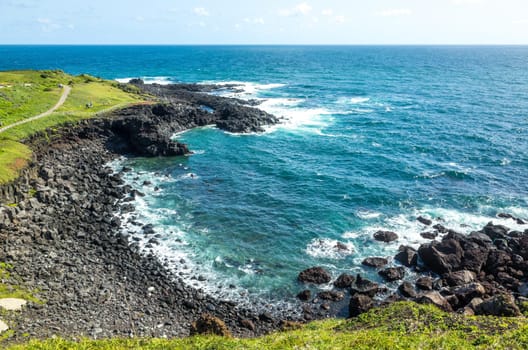 sky,nature,water,cloud,plant,azure,beach,bight,coast,ocean,rock,sea,shore,wave