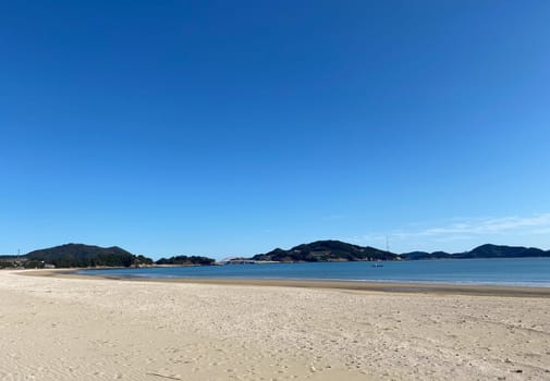 sky,sea,beach,blue