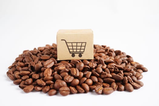 Shopping cart box on coffee beans, shopping online for export or import.