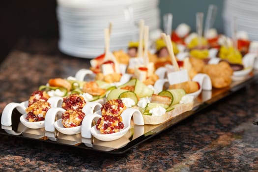 Food styling, appetizers bar, welcome drink, event design.